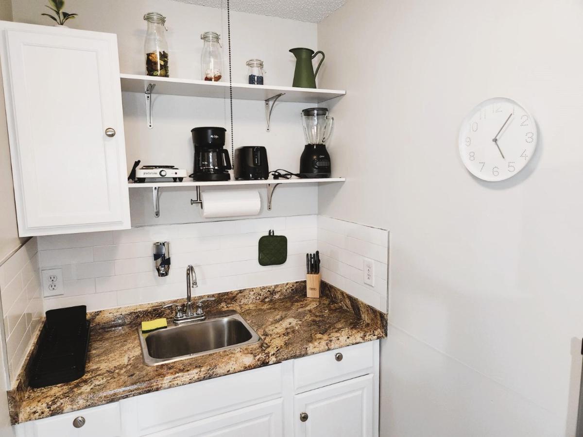 Adorable Mini Suite In Tampa Exterior foto