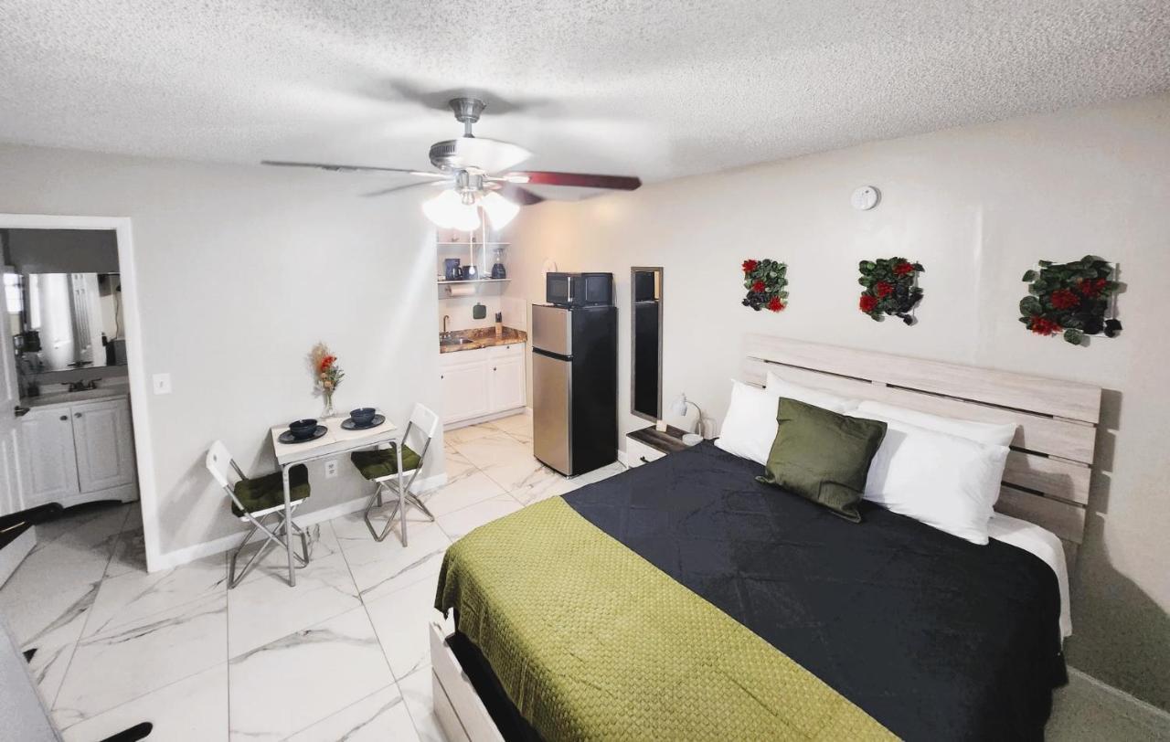 Adorable Mini Suite In Tampa Exterior foto